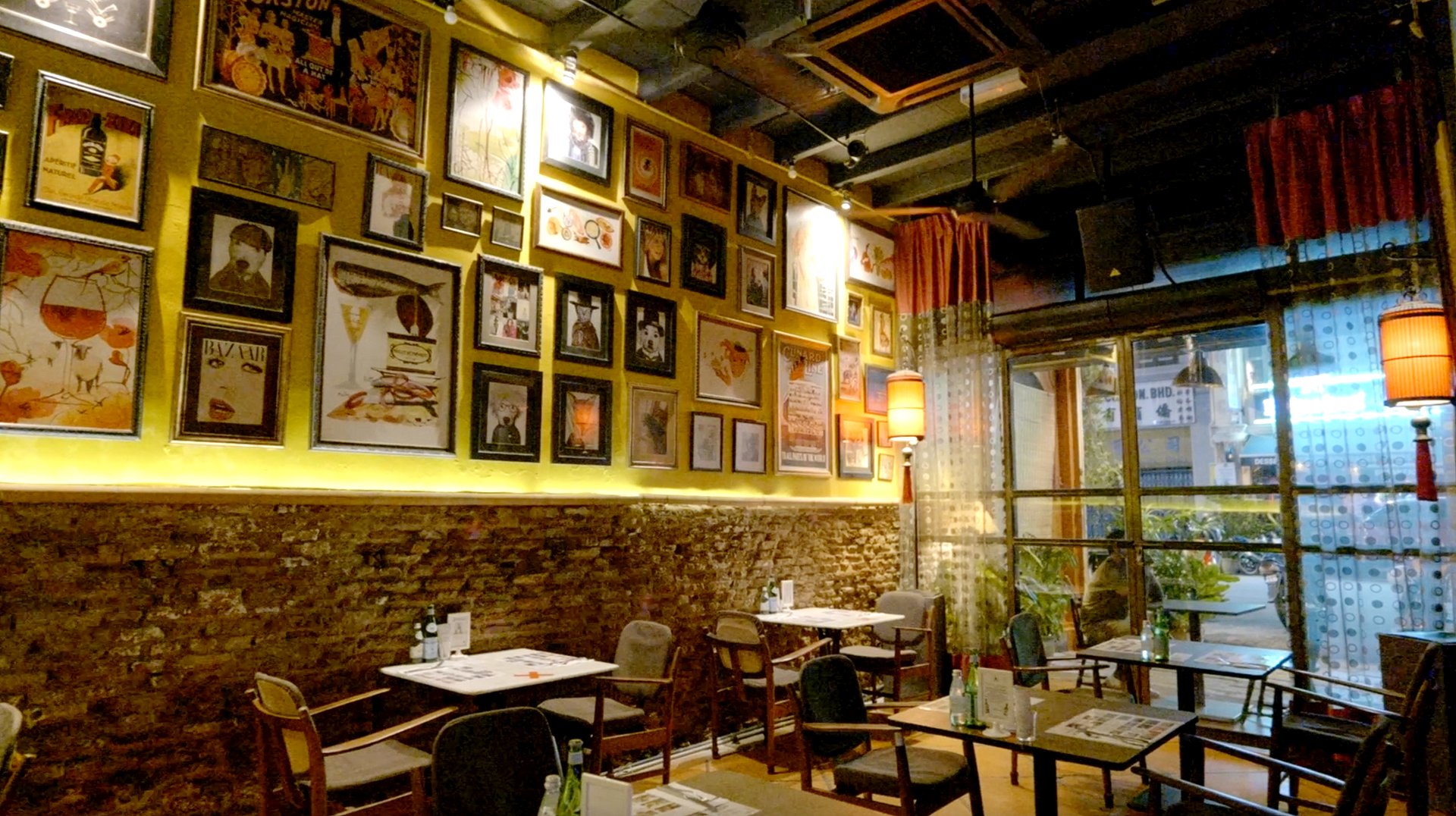 chulia court interior restaurant dining