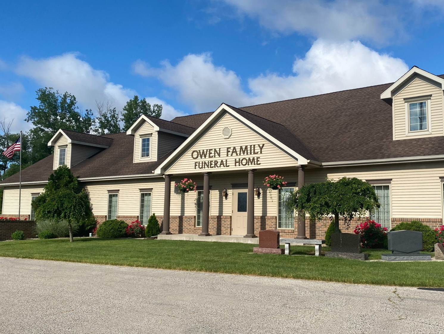 Syracuse, IN | Titus Funeral Home and Cremation Services