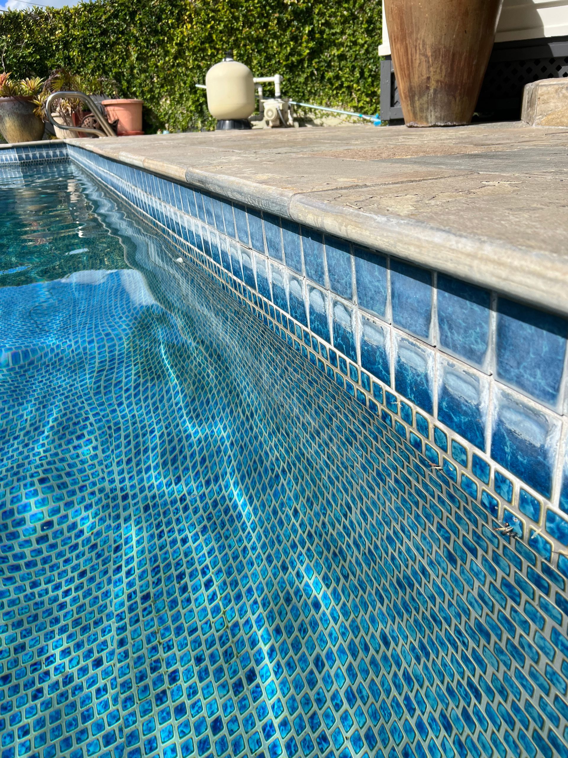 Pool Tile Cleaning Service Honolulu