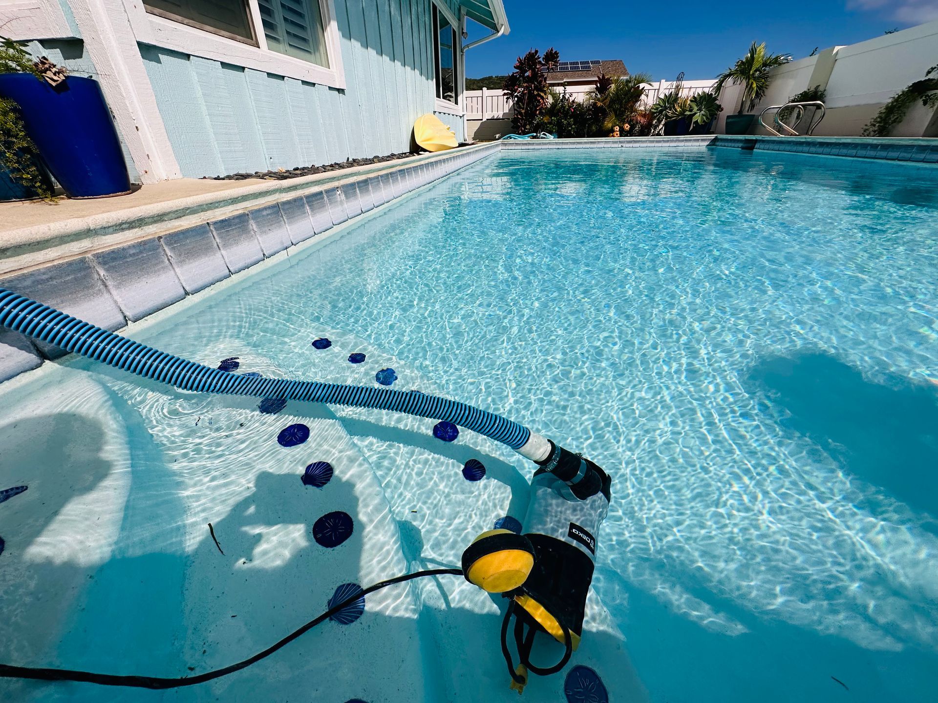 Swimming Pool Tile Cleaning Honolulu