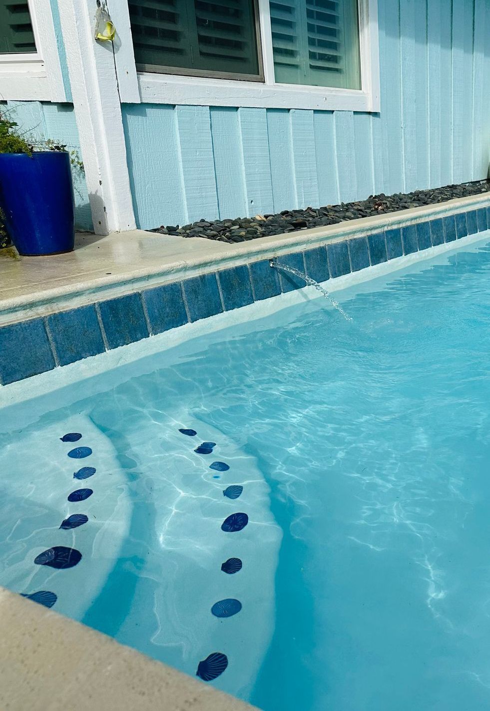 Swimming Pool Tile Cleaning Oahu