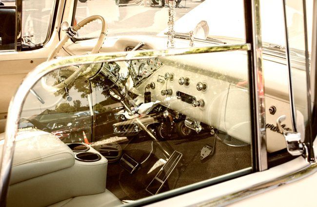 Road Rocket Rumble 2016 window reflections