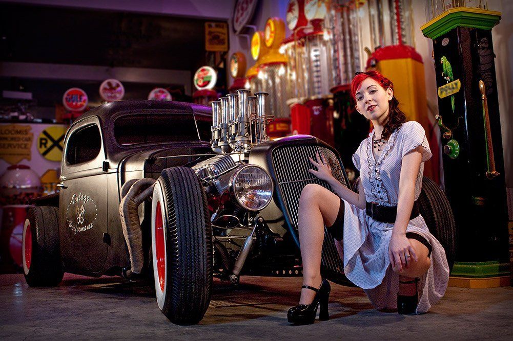 1939 International & Carisa