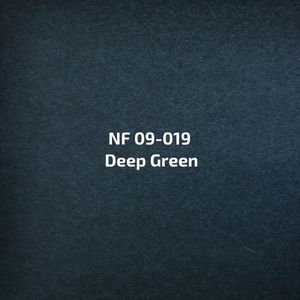 Een donkerblauwe achtergrond met de woorden diepgroen erop