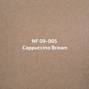 Een close-up van een vel papier met de tekst cappuccino bruin