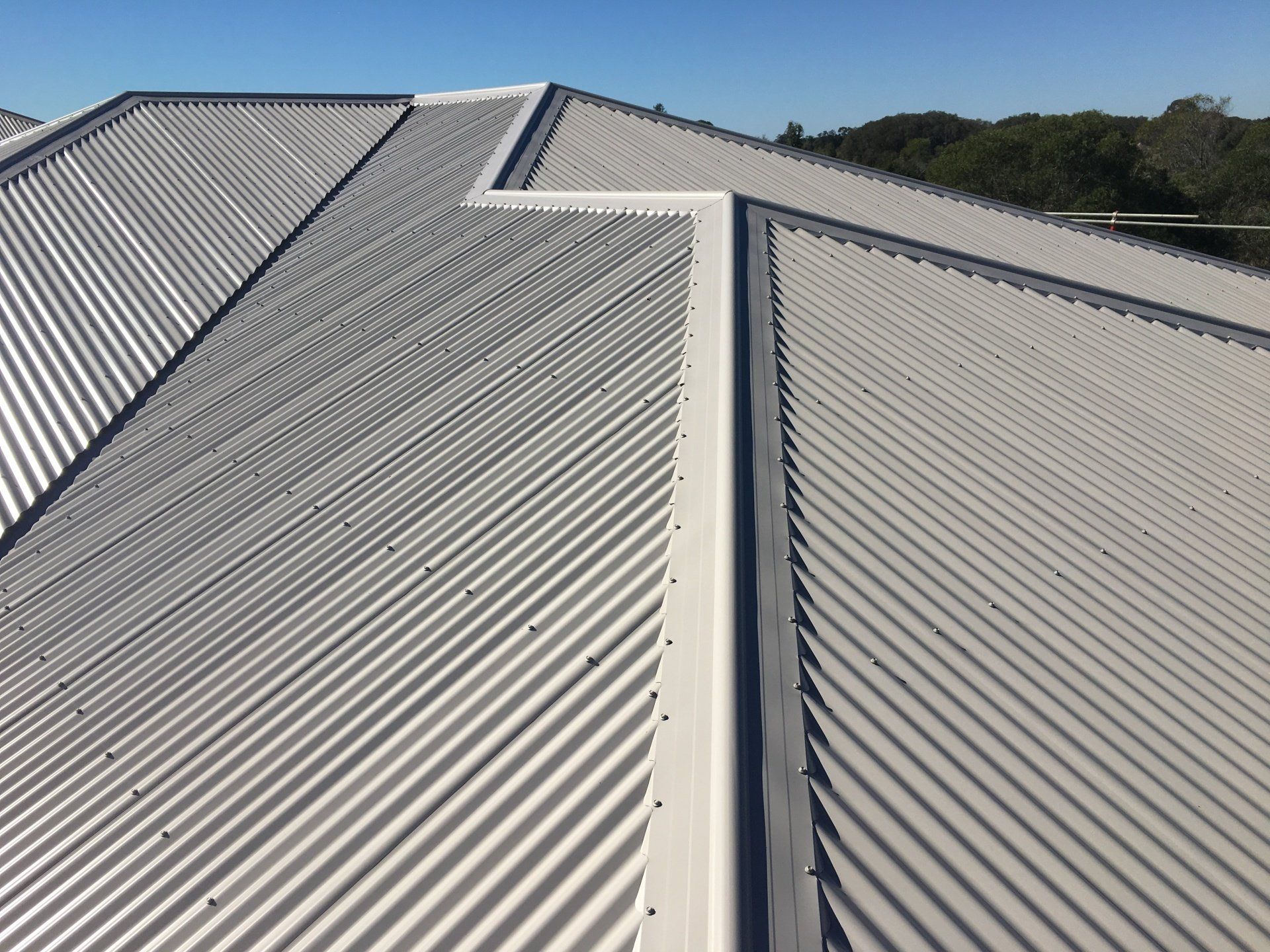 New metal roofing Colorbond