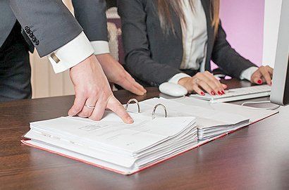 chartered accountants managing account records for businesses