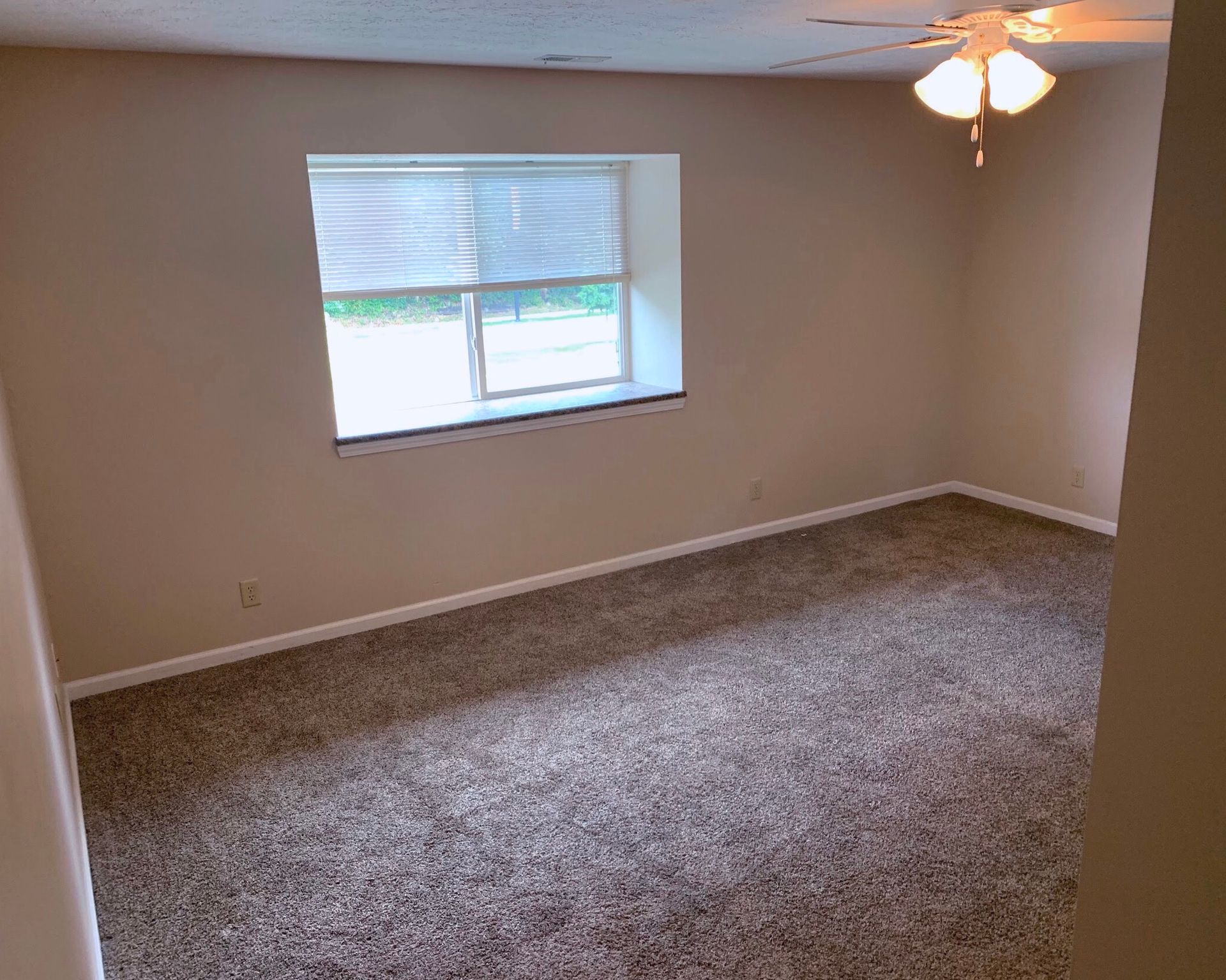 Photo showing a bedroom