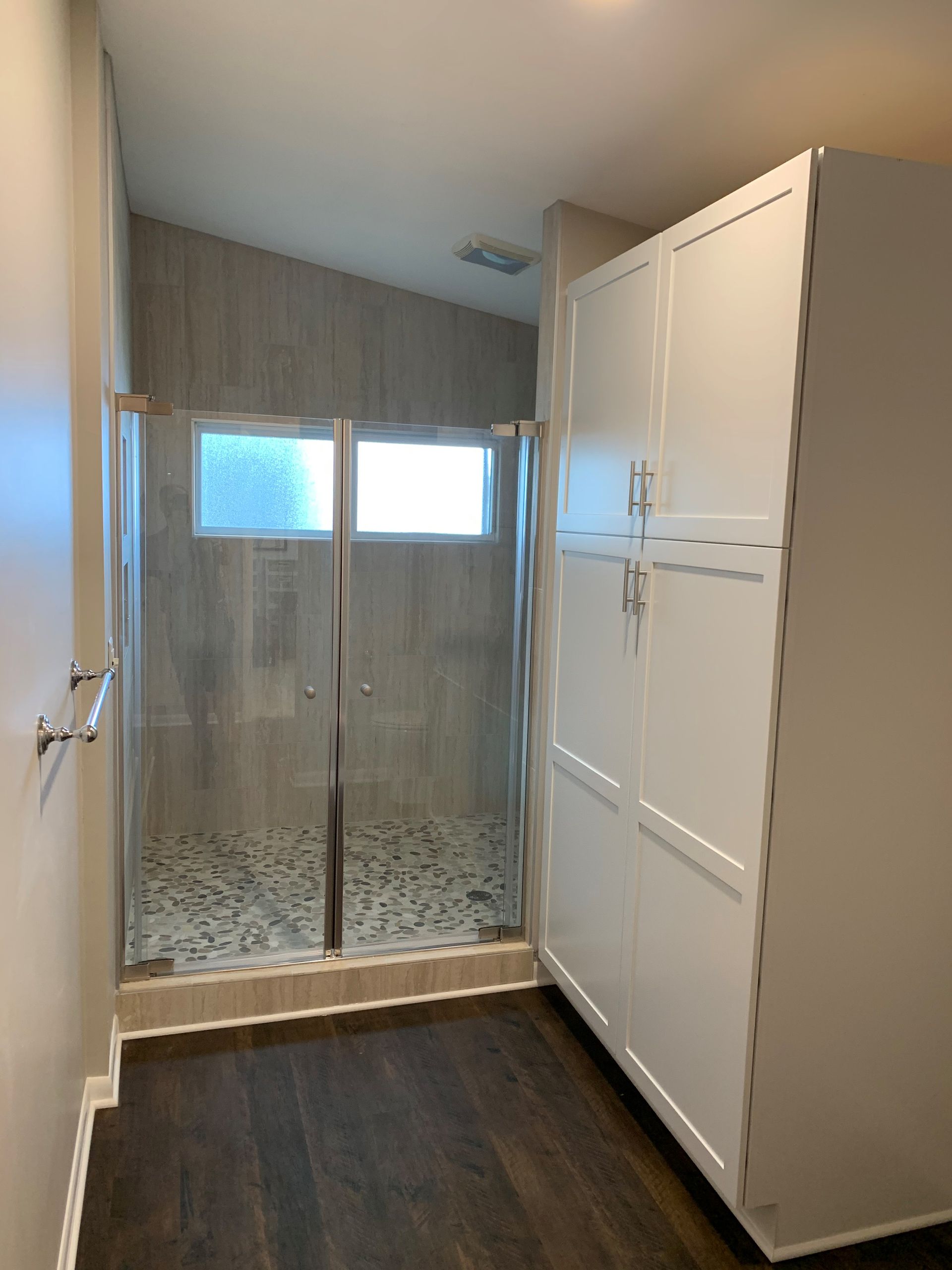 Bathroom - Clarkston, Michigan - Hidden Lake Cabinet & Trim LLC