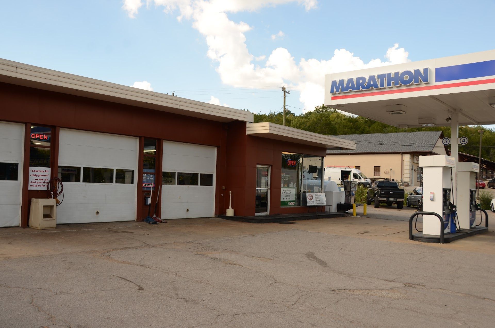 A Marathon gas station and auto repair shop | Kirby's Garage
