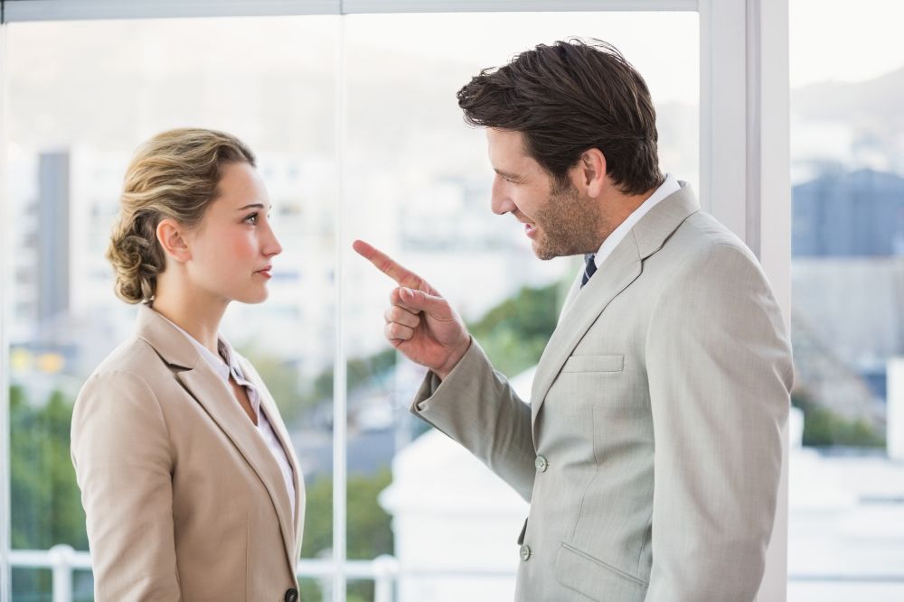How to Deal with Controlling People in Naperville