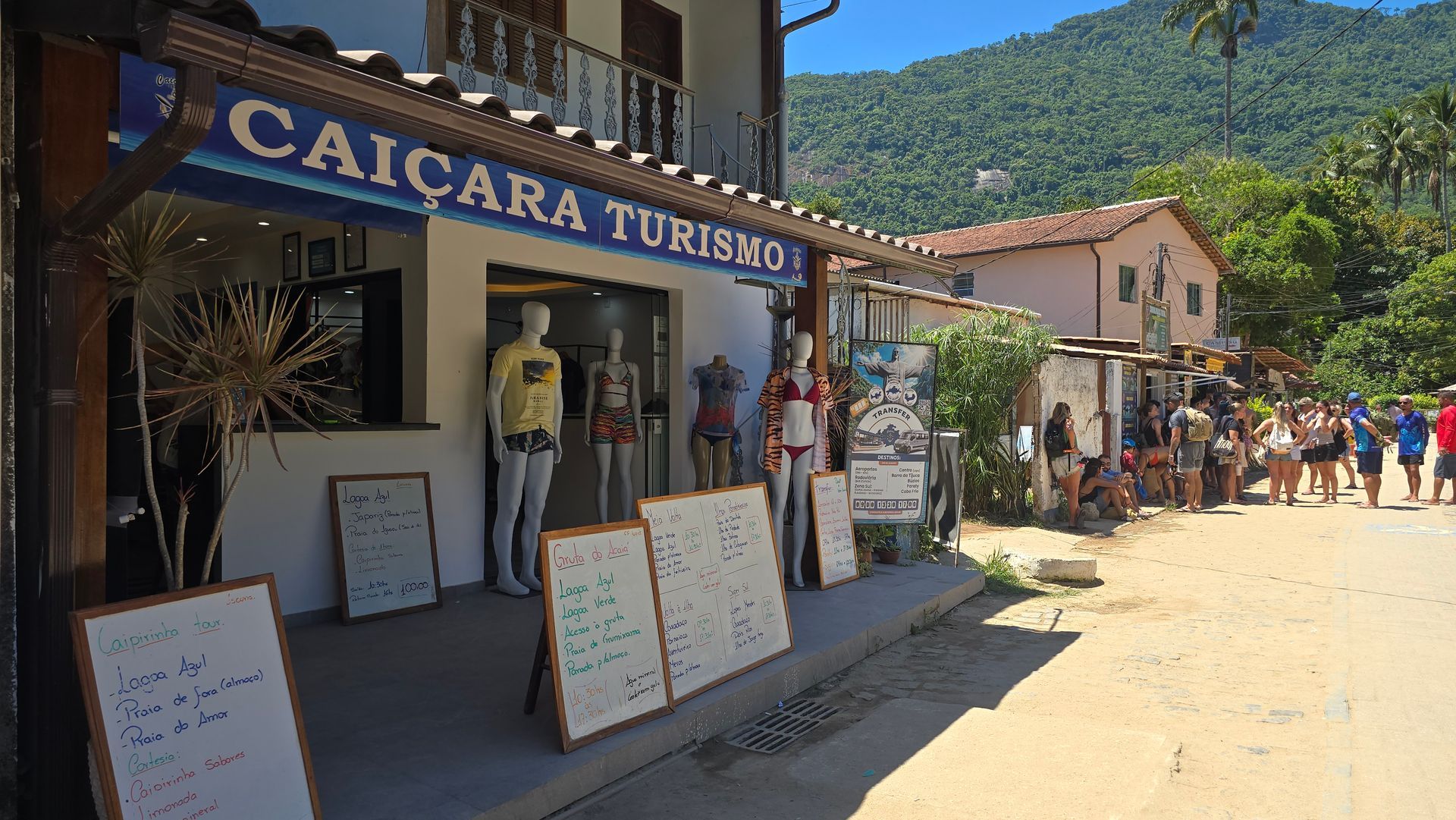 Caiçara Turismo Ilha Grande in Vila do Abraão, new meeting point for select shared speedboat tours 