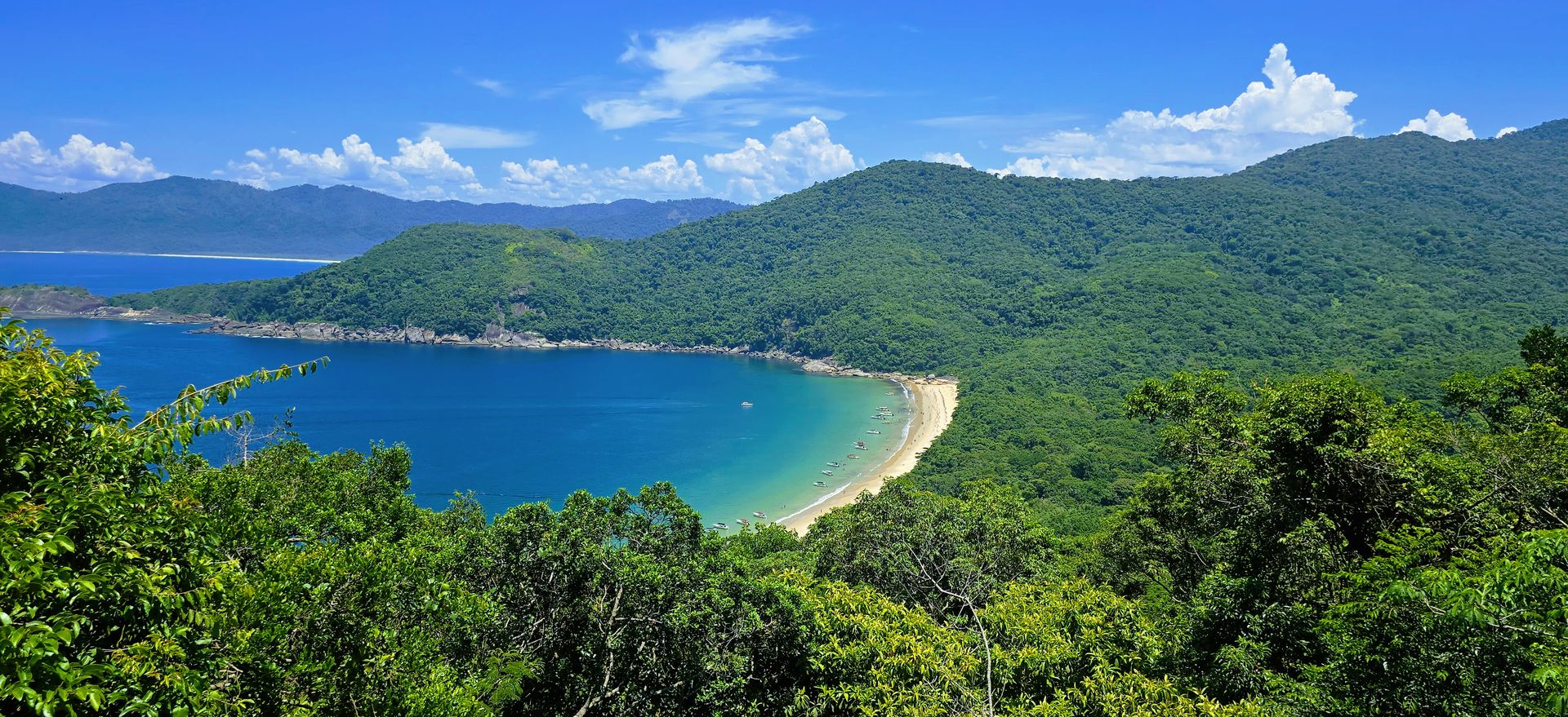 Viewpoint overlooking Parnaioca Beach, Ilha Grande