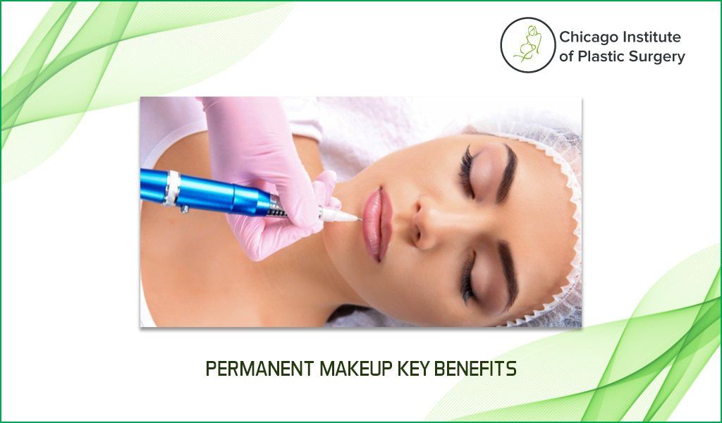 Permanent Makeup Specialist Performing Permanent Makeup in Chicago