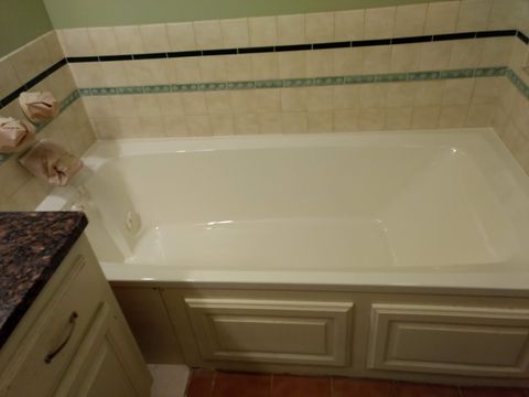 Bathtub Refinishing Milwaukee Wi Trc Bathtub Refinishing