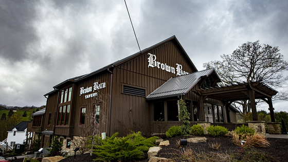Brown Barn Tavern | Alpine Valley Ohio | Bar and Restaurant