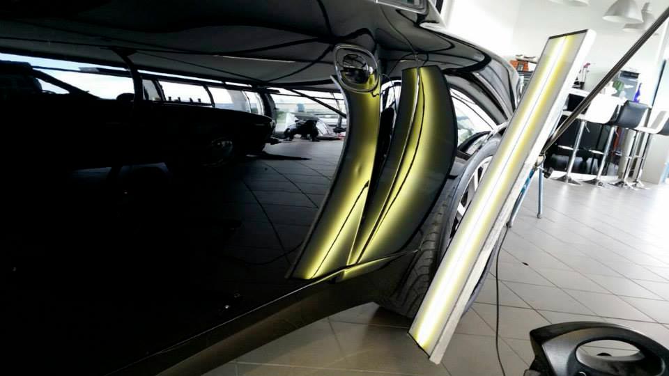 car side fixing with light