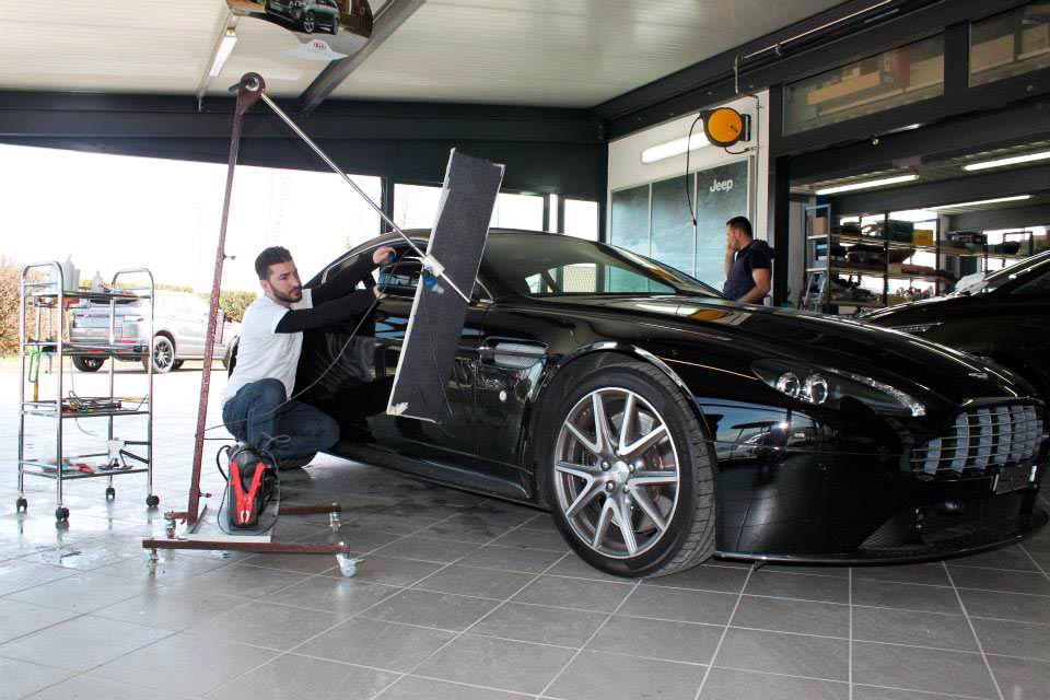 man working i the garage