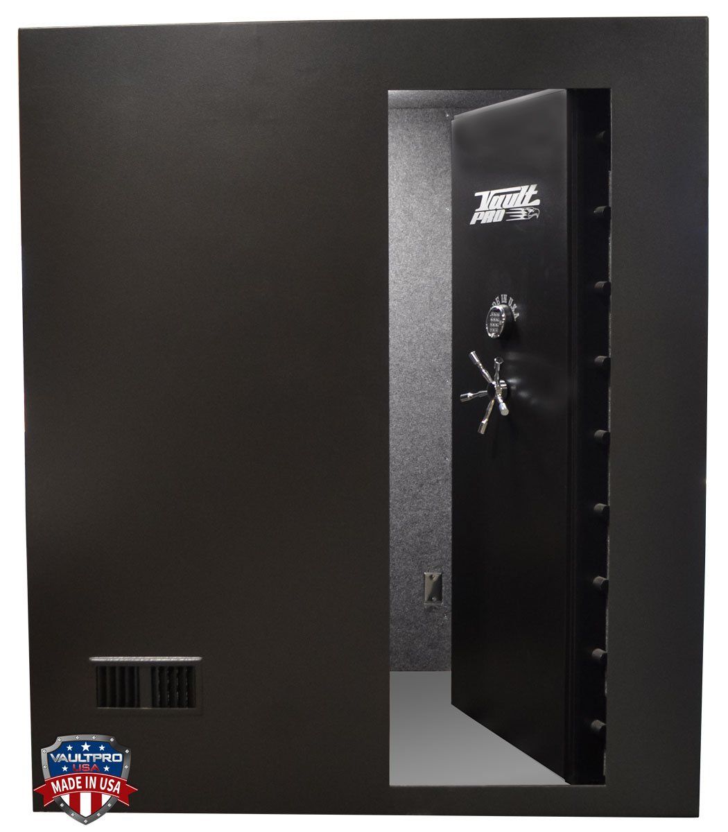 Heavy duty vault room door
