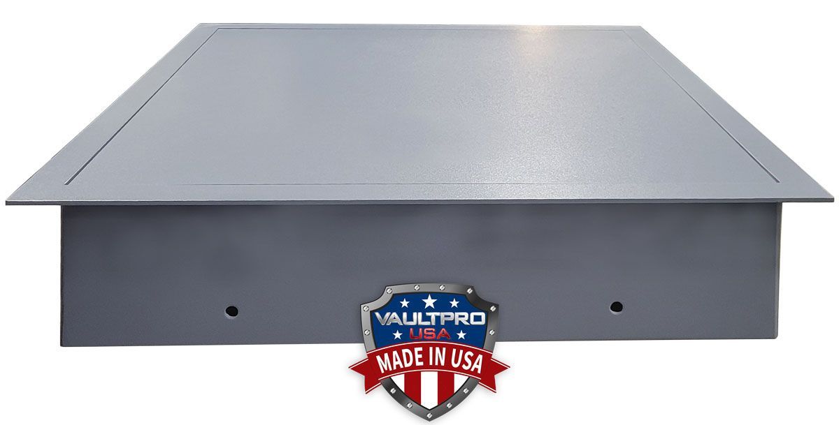 floor hatch with quick release handle in open position