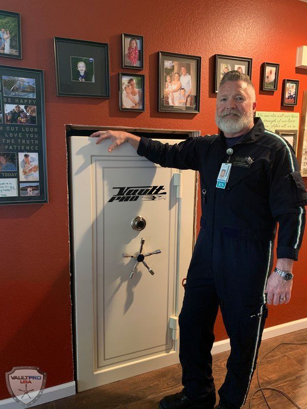 custom safe giveaway winner