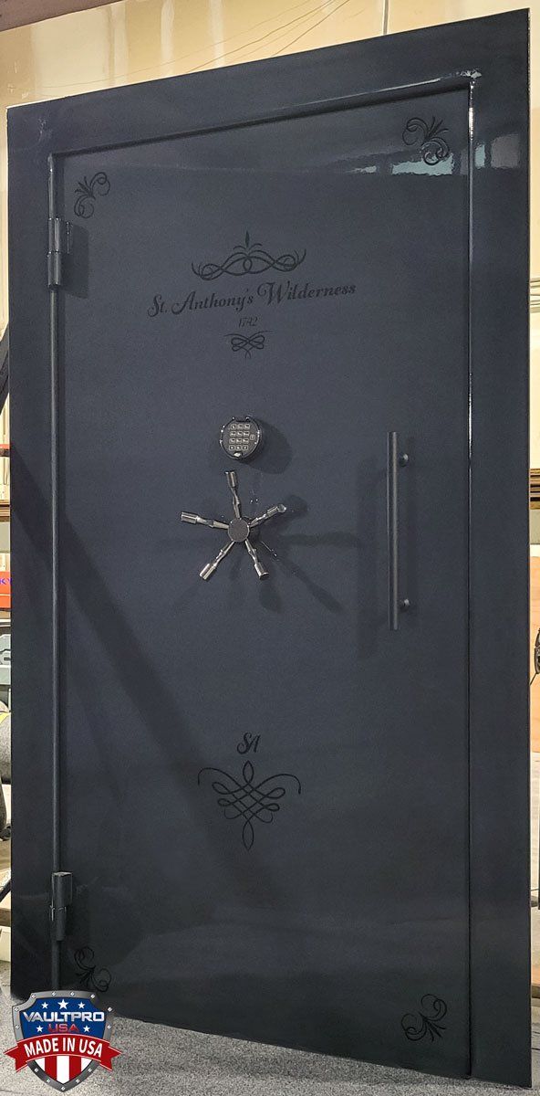 Heavy duty vault door in gloss anthracite metallic finish