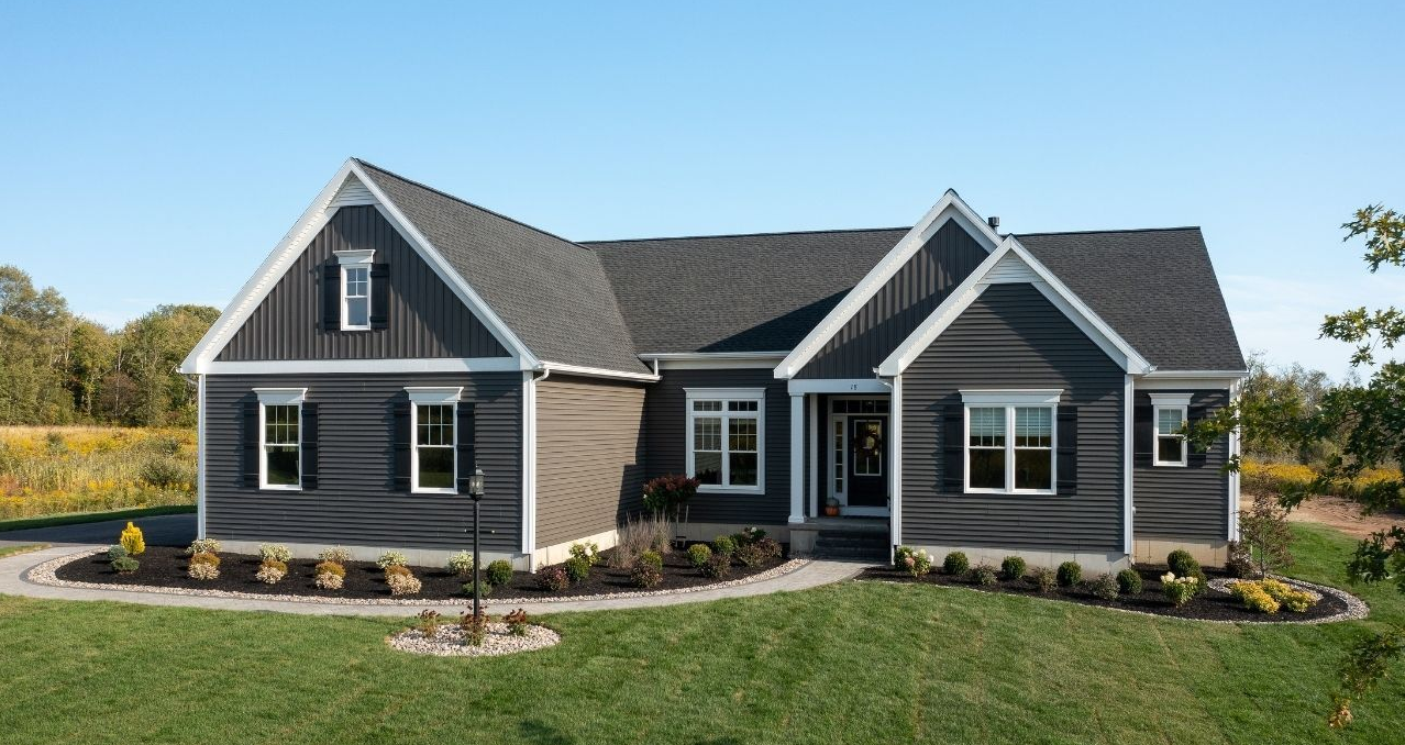 18 Dahlia Drive - Lincoln Ranch - Front elevation