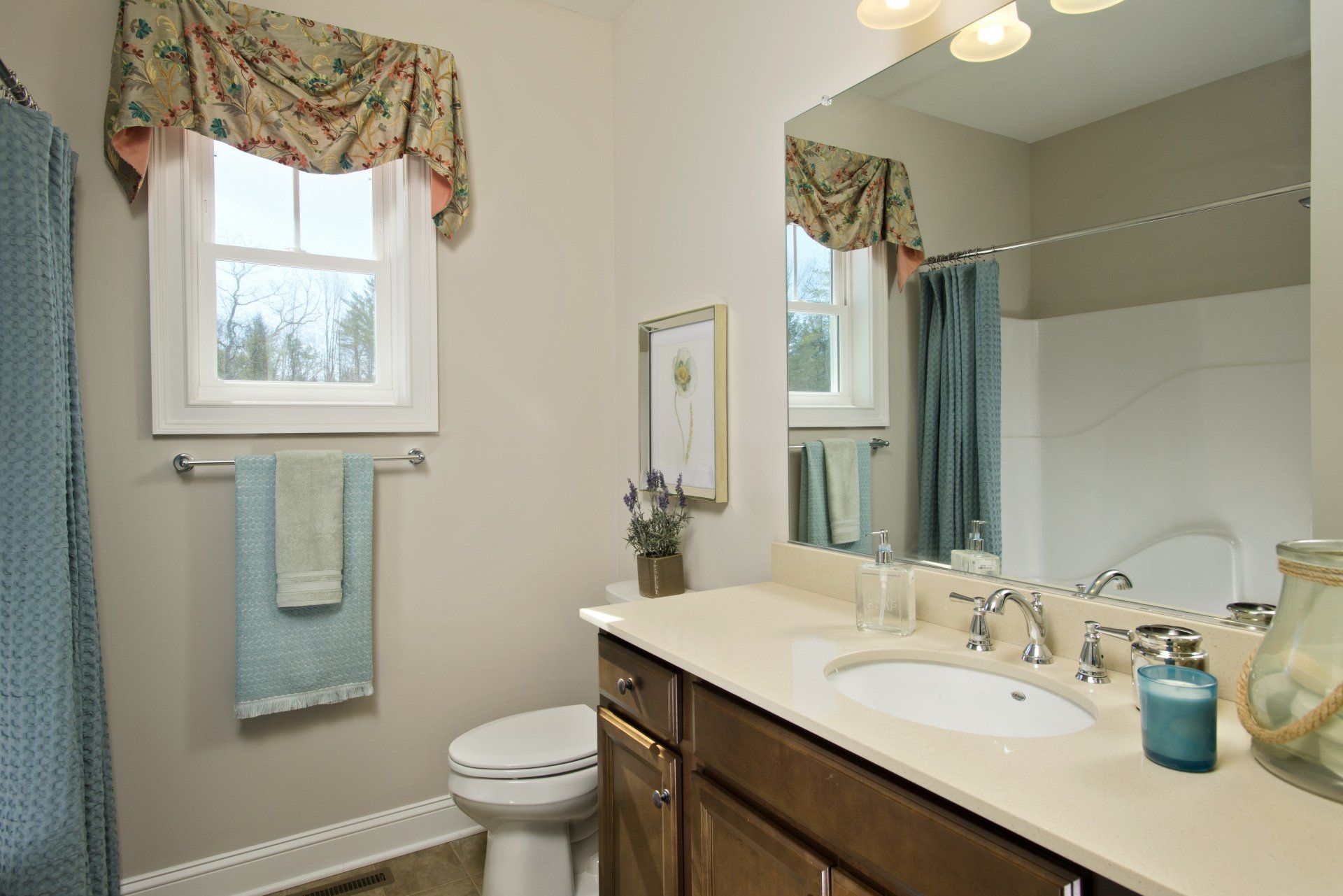 Castleton Guest Bathroom