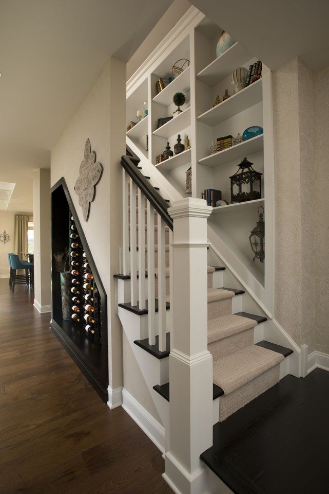 Griffin's Ridge - The Fallgate - Staircase with Built-ins