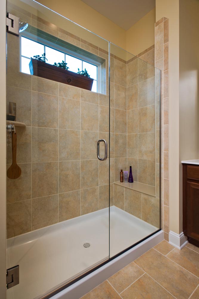 Newlin II - Shower