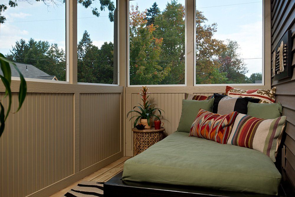 McKenzie's Way - Patio