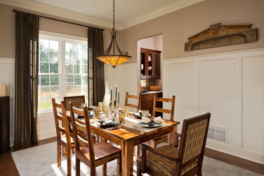 Belmonte - Dining Room