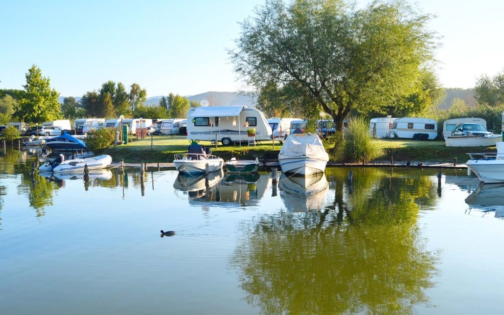 A lake with a lot of boats in it