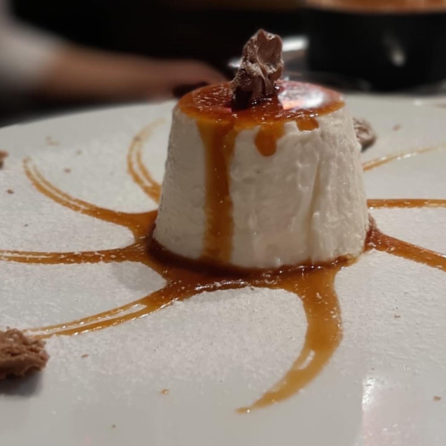 semifreddo with caramel