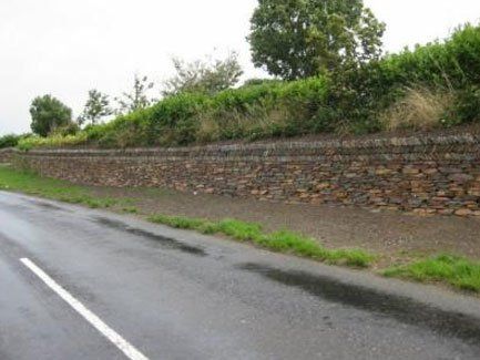 Stone hedging work