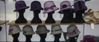 produzione cappelli da donna