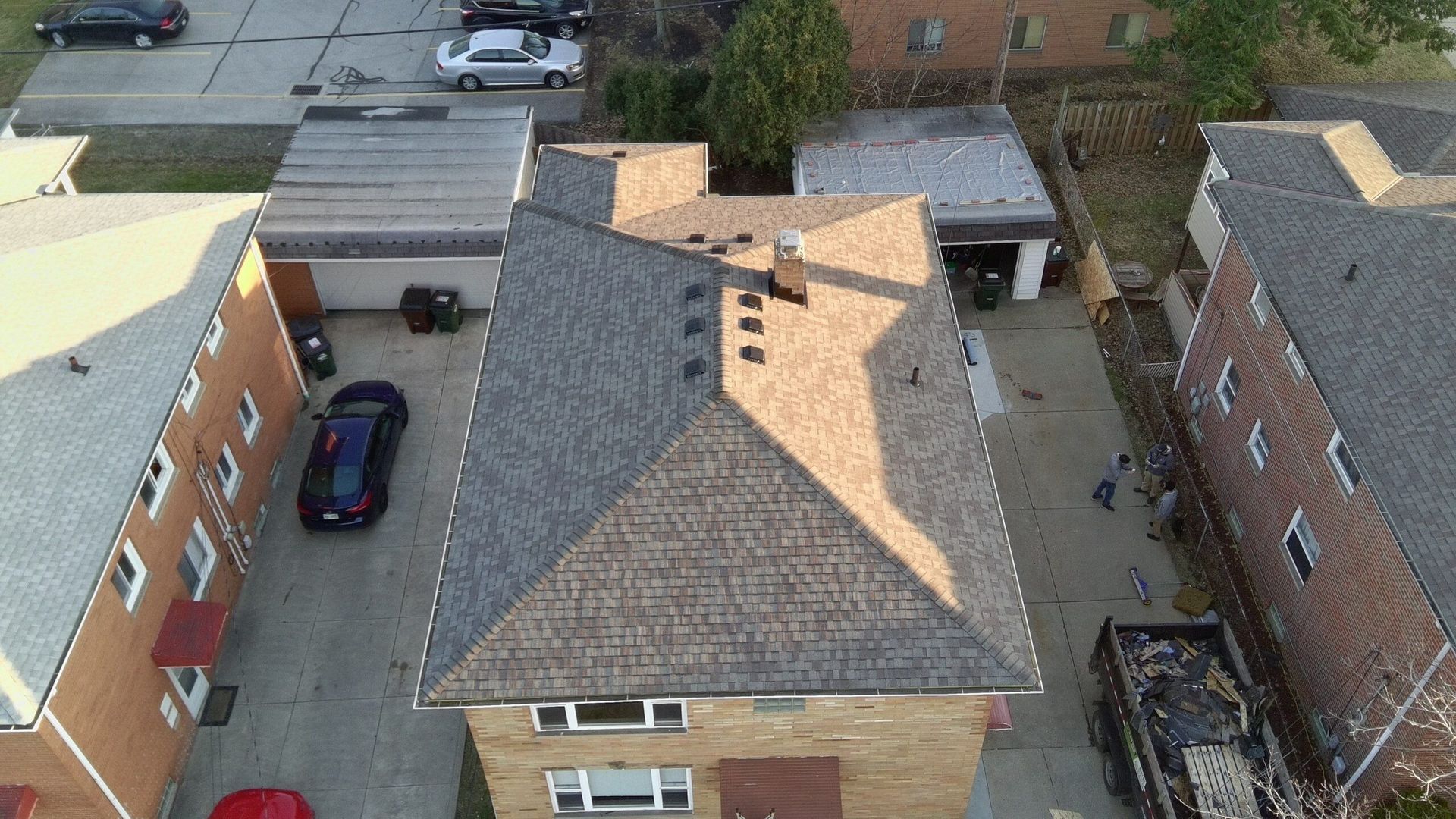 Roof replacement in Stow, OH with asphalt shingles installation