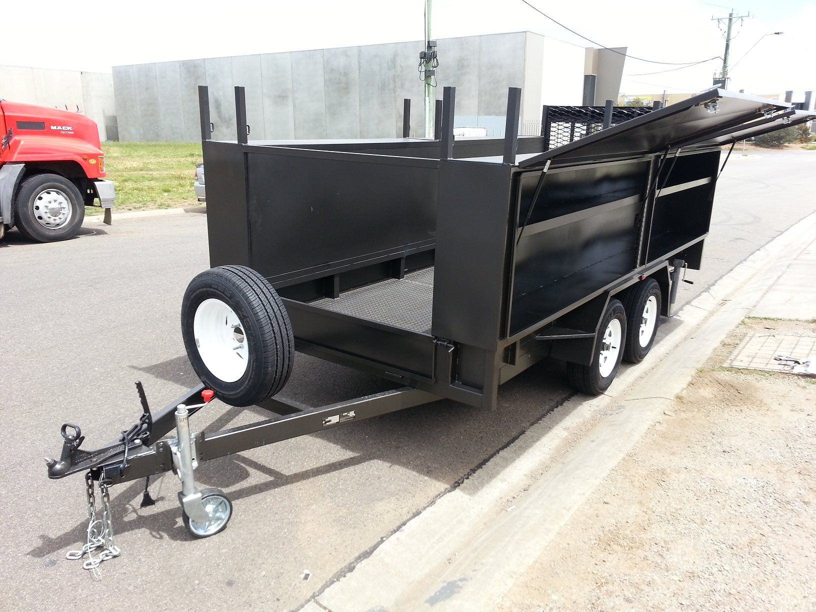 Custom TrailersCustom Trailers