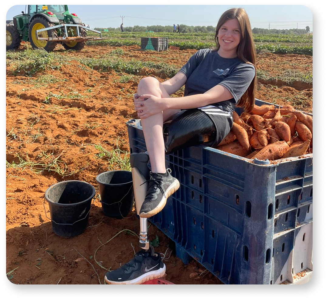 At just 24 years old, a devastating car accident resulted in the amputation of Roni’s left leg above the knee. While still in the hospital, she was introduced to The Next Step, where she was welcomed with open arms and unwavering support. Through the community, Roni found the strength to accept her new reality, rebuild her confidence, and move forward with resilience.