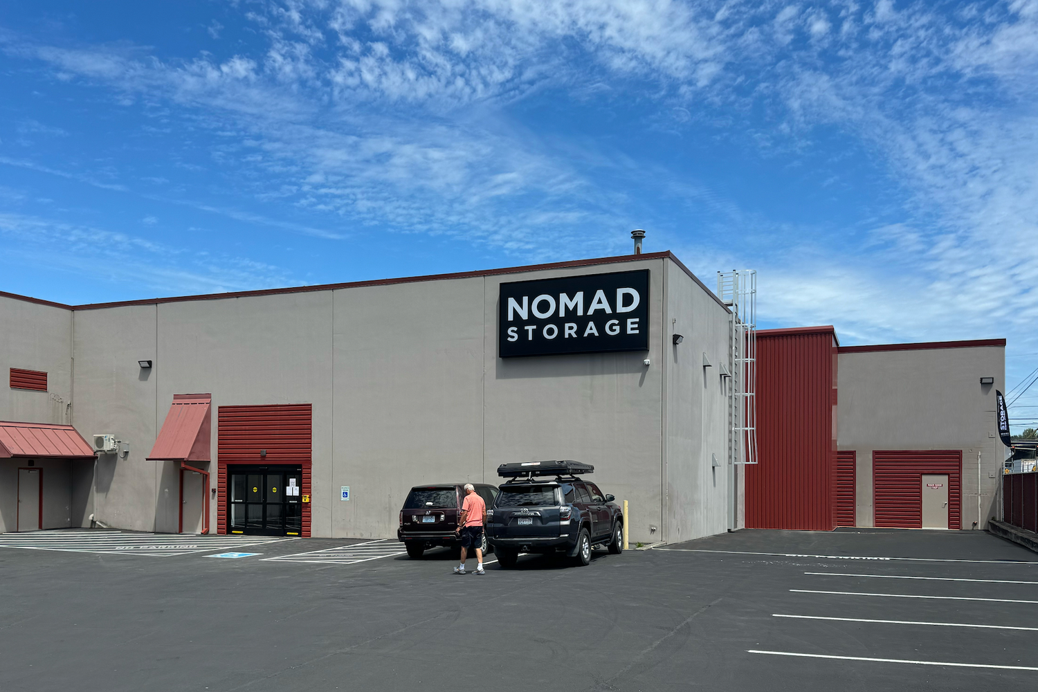 Nomad Storage clean and secure facility in Kelso WA serving Longview