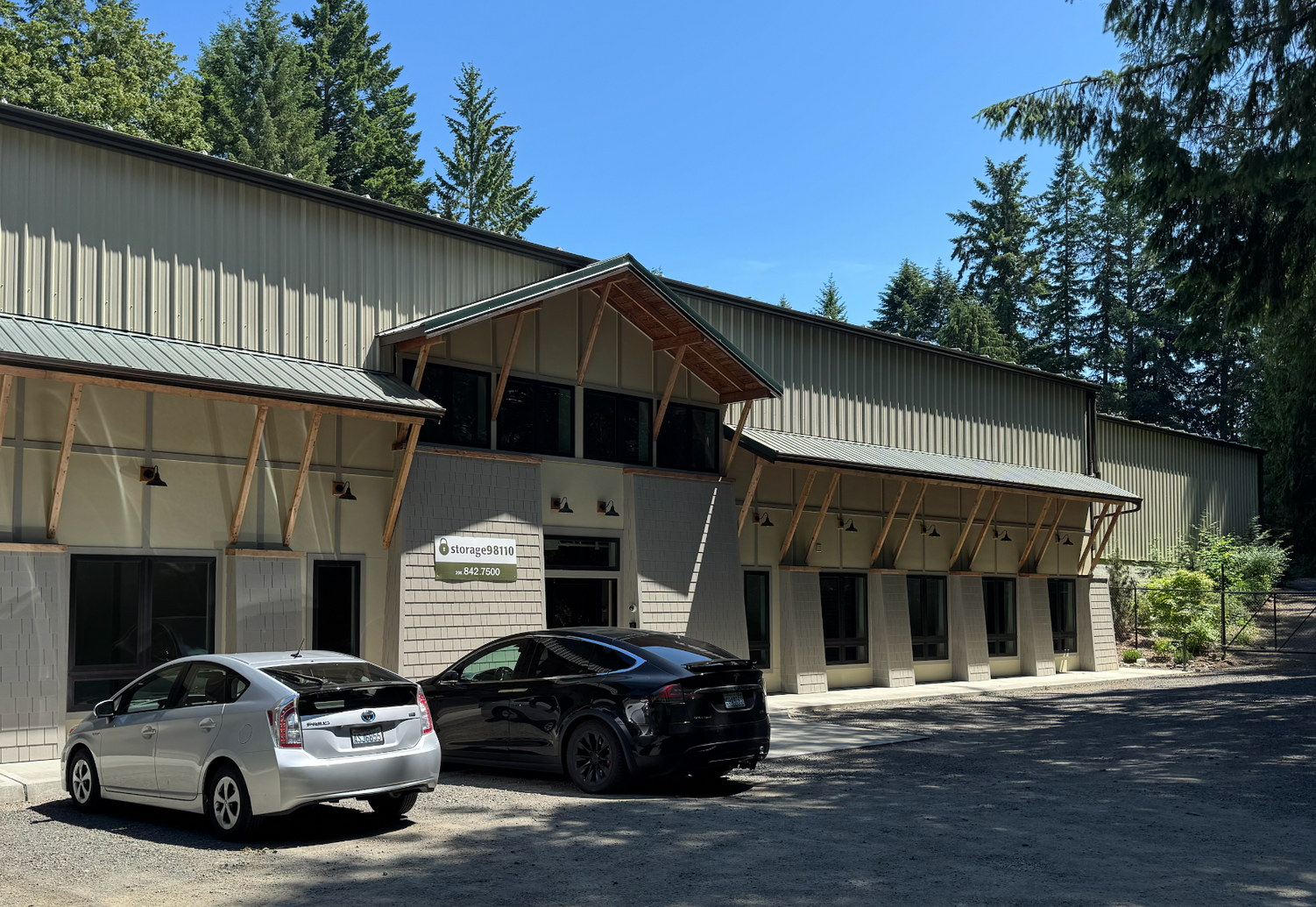 Storage98110 in Bainbridge WA. Clean climate controlled storage for residential and commercial customers with 24/7 access.