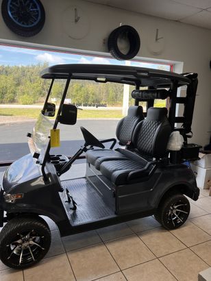 Epic e20 at Hole In One Golf Carts Naples, FL