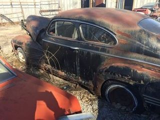 Car covered with rust —  Salvage Car in Alton,IL