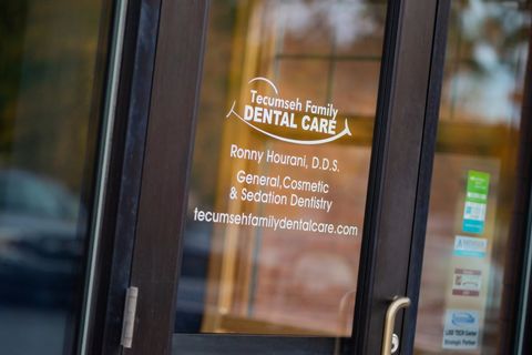 Photograph of the door to Tecumseh Family Dental Care