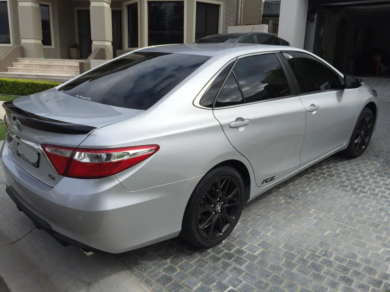 window-tinting-190205-toyota-car-window