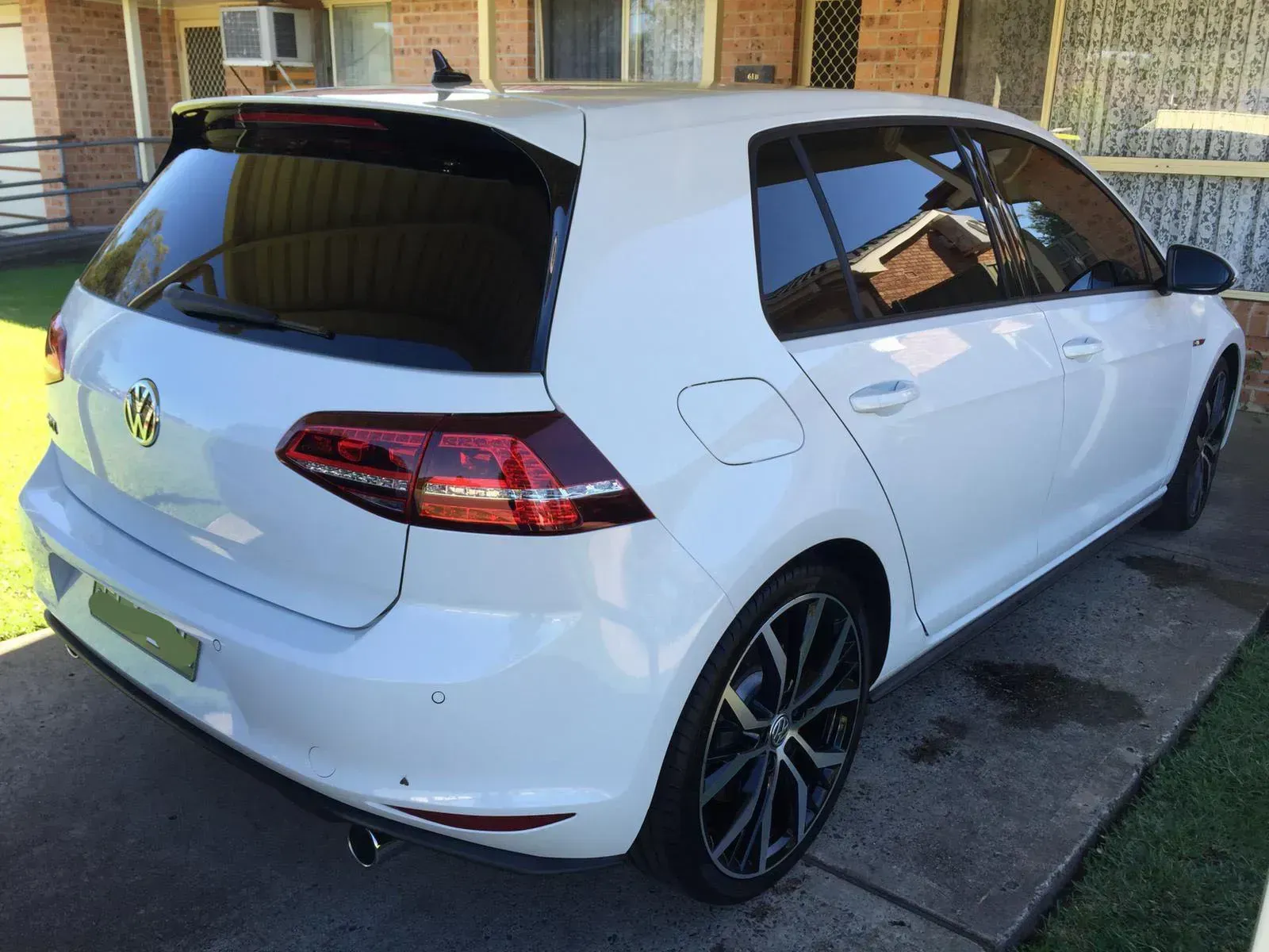 window-tinting-190205-volkswagon-golf