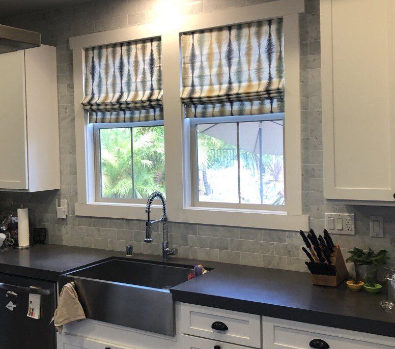 Flat patterned Roman Shade for the kitchen