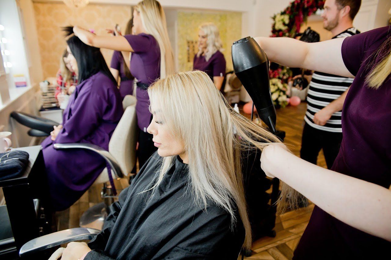 La Bella Vita wash and blow dry