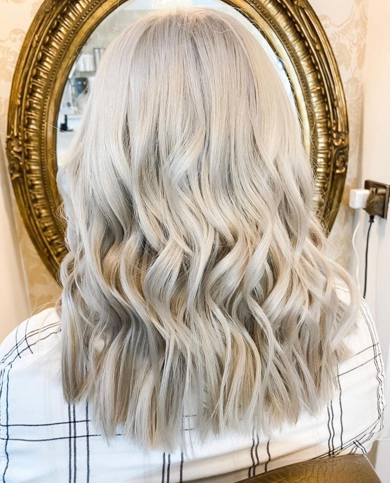 La Bella Vita bleach, tint and toner