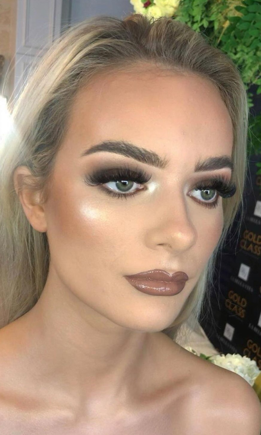 La Bella Vita Dramatic Make-up Look